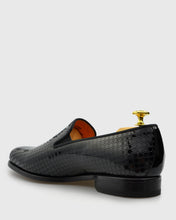 Load image into Gallery viewer, L'STONY 10855 LO PATENT BLACK LOAFER