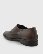 Load image into Gallery viewer, VINCENT & FRANKS VFS22 DEER LEATHER BROWN MONK STRAP