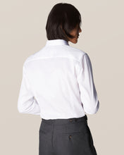 Load image into Gallery viewer, ETON 30008881100 WHITE SIGNATURE TWILL SUPER-SLIM SINGLE CUFF SHIRT