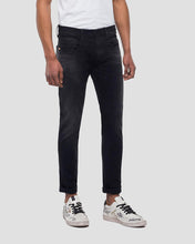 Load image into Gallery viewer, REPLAY M914661S04 BLACK ANBASS HYPERFLEX JEANS