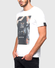 Load image into Gallery viewer, REPLAY M37312660 DIGITAL PRINT WHITE CREW T-SHIRT