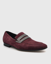 Load image into Gallery viewer, VINCENT &amp; FRANKS S23VFLO-SU BORDO SUEDE LOAFER
