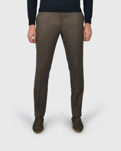 Load image into Gallery viewer, VINCENT &amp; FRANKS S217020058CVF BRN CHECK SLIM TROUSER
