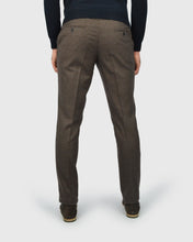 Load image into Gallery viewer, VINCENT &amp; FRANKS S217020058CVF BRN CHECK SLIM TROUSER
