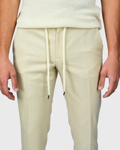 Load image into Gallery viewer, FRANCKINO SARTORIA FSS24 PLC JOGGER - CRM TROUSER
