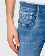 Load image into Gallery viewer, REPLAY RW16661M914Y BLUE ANBASS HYPERFLEX JEANS
