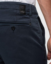 Load image into Gallery viewer, REPLAY R83669627L NAVY ZEUMAR CHINOS
