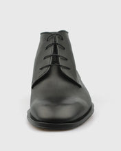 Load image into Gallery viewer, VINCENT &amp; FRANKS VFW26 BLACK BIRDS-EYE DERBY LEATHER BOOT
