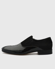 Load image into Gallery viewer, VINCENT &amp; FRANKS VFS25LO SUEDE &amp; PATENT BLACK LOAFER
