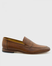 Load image into Gallery viewer, VINCENT &amp; FRANKS YDOC TAN BSKT LOAFER

