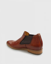 Load image into Gallery viewer, IMASCHI VITS19-3651 BRANDY CHELSEA 1/2 BOOT
