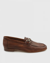 Load image into Gallery viewer, VINCENT &amp; FRANKS VFSS19373 BRANDY LOAFER

