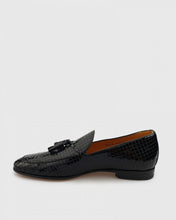 Load image into Gallery viewer, L&#39;STONY 94663LO PATENT BLACK LOAFER
