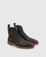 Load image into Gallery viewer, VINCENT &amp; FRANKS VFW19B BROWN BROGUE BOOT
