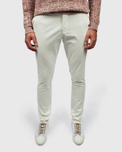 Load image into Gallery viewer, VINCENT &amp; FRANKS S197558GD WHITE STRETCH CHINOS
