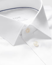Load image into Gallery viewer, ETON 30008881100 WHITE SIGNATURE TWILL SUPER-SLIM SINGLE CUFF SHIRT
