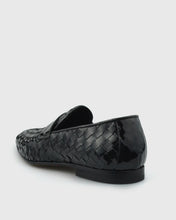 Load image into Gallery viewer, VINCENT &amp; FRANKS VFS22-LO BLACK WOVEN PATENT LOAFER
