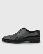 Load image into Gallery viewer, VINCENT &amp; FRANKS VFS23 PATENT BLACK DERBY SHOE
