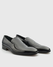 Load image into Gallery viewer, VINCENT &amp; FRANKS VFW23-S SHINY BLACK PATENT LOAFER
