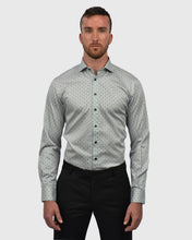 Load image into Gallery viewer, VINCENT &amp; FRANKS S194S6720-0 DARK NAVY MEDALLION PRINT SLIM SC SHIRT

