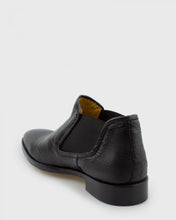 Load image into Gallery viewer, IMASCHI 3651-IMW20 BLACK CHELSEA BOOT
