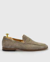 Load image into Gallery viewer, VINCENT &amp; FRANKS VFS20 LO MUSHROOM SUEDE LOAFER
