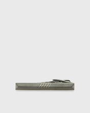 Load image into Gallery viewer, VINCENT &amp; FRANKS VF131.79 GUN-SS TIE BAR
