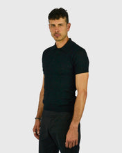 Load image into Gallery viewer, VINCENT &amp; FRANKS S221VF SS BLACK KNITTED POLO
