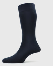 Load image into Gallery viewer, VISCONTI A590V PLAIN NAVY SOCKS
