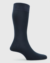 Load image into Gallery viewer, VISCONTI A590V PLAIN NAVY SOCKS
