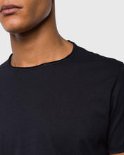 Load image into Gallery viewer, REPLAY R0982660M3590 BLACK CREW TEE
