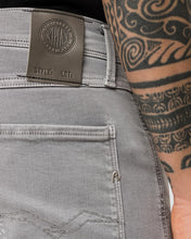 Load image into Gallery viewer, REPLAY R2609781661M914Y LIGHT GREY ANBASS HYPERFLEX JEANS
