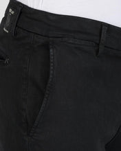 Load image into Gallery viewer, REPLAY R83669627L BLACK ZEUMAR CHINOS
