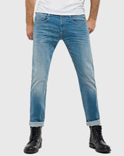 Load image into Gallery viewer, REPLAY M914661555010 INDIGO ANBASS HYPERFLEX JEANS
