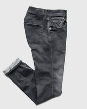 Load image into Gallery viewer, REPLAY M91466154B004 BLACK ANBASS HYPERFLEX JEANS
