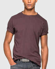 Load image into Gallery viewer, REPLAY R2782660M3590 PLUM CREW TEE
